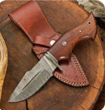 Outlander Edge – 10.5" Hand Forged Damascus Hunting Knife with Leather Sheath